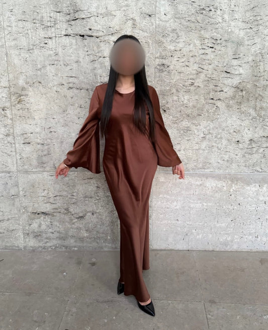 robe satinée marron